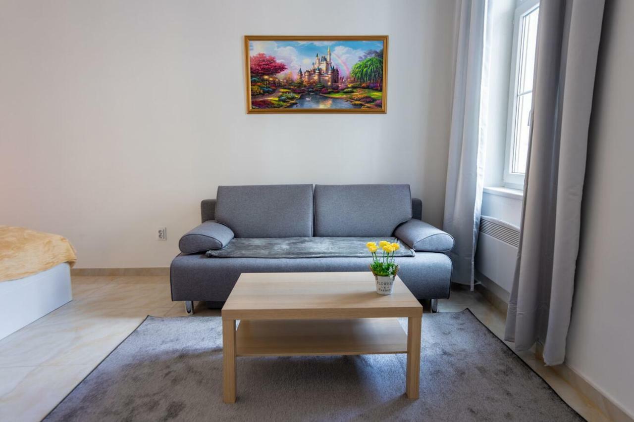 Town Hall Apartment Будапеща Екстериор снимка